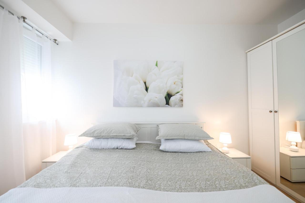 Cozy Niko Apartment - Private Parking And Balcony ザダル エクステリア 写真