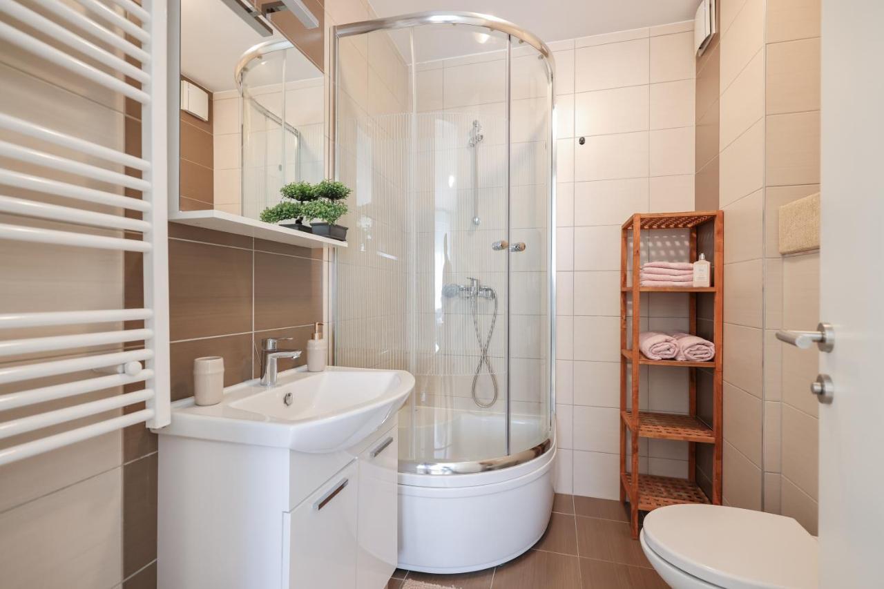 Cozy Niko Apartment - Private Parking And Balcony ザダル エクステリア 写真